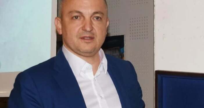 Над 15 нарушения в обвинителния акт изброи адвокат Менко Менков