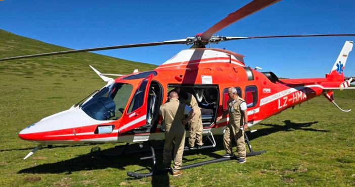 Медицинският хеликоптер започва да спасява хора изпаднали в беда в