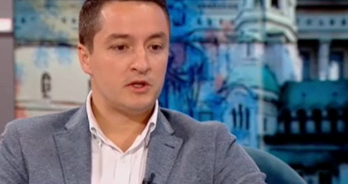 Стопкадър БНТИзвестен политик каз какво мисли за скандалите в ДПС Не