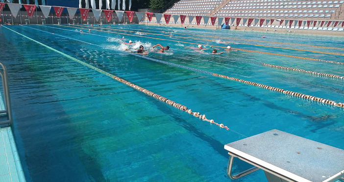 Затварят за профилактика басейн Юлиян Русев Спортният обект ще бъде затворен