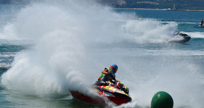снимки Втори кръг от Националния шампионат и Балканска Джет Ски