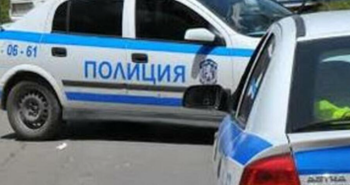 СнимкщаГолям удар на наши гранични полицаи 123 пакета всеки по 500 грама