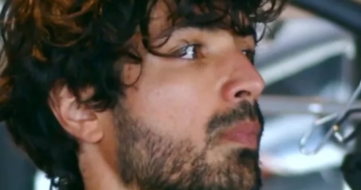 Физическото състояние на Евгени Генчев никак не е добро.Изглежда млад,