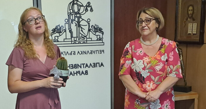 С ръкопляскания и силни емоции екипът на Варненския апелативен съд