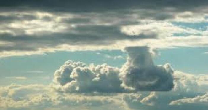 Над по голямата част от страната ще бъде предимно слънчево Купеста