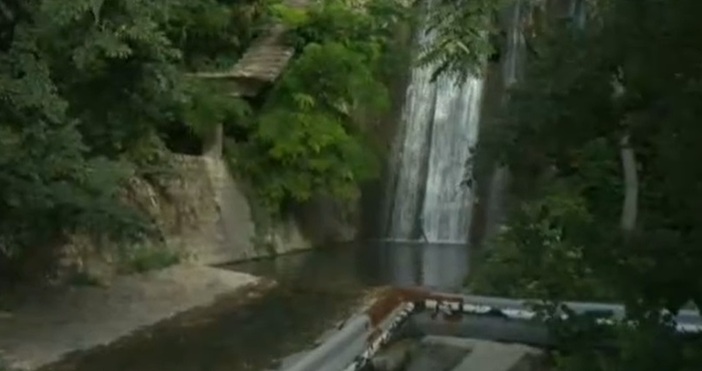 Очакваме Регионалното министерство да събере експертен съвет и да се