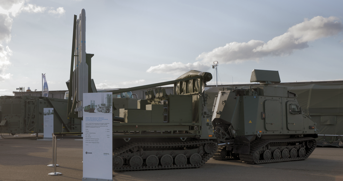 Депутатите от парламентарната комисия по отбрана одобриха придобиването на германската