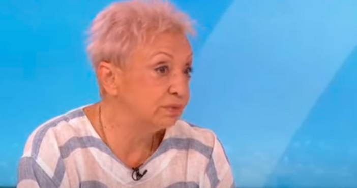 В момента президентът Румен Радев каквото и да направи ще