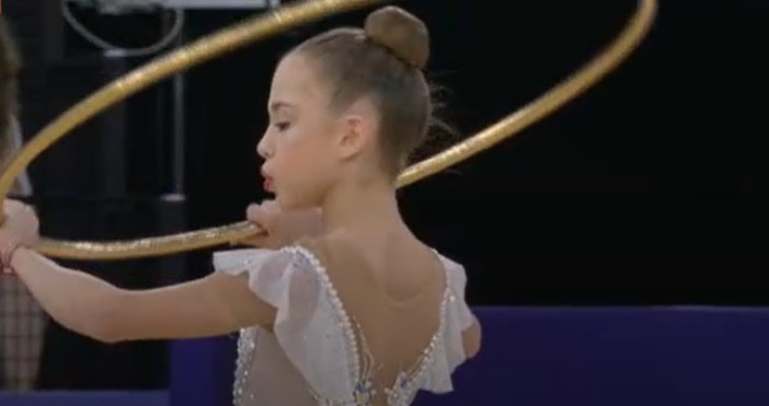 Стилияна Николова впечатли парижката публика с първото си излизане на