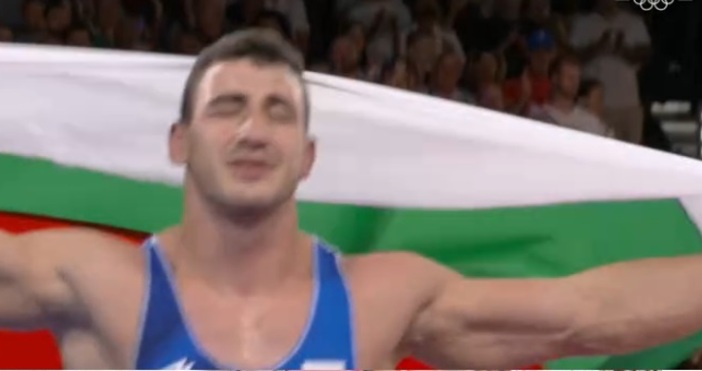 След 24 години Семен Новиков донесе златен медал в борбата