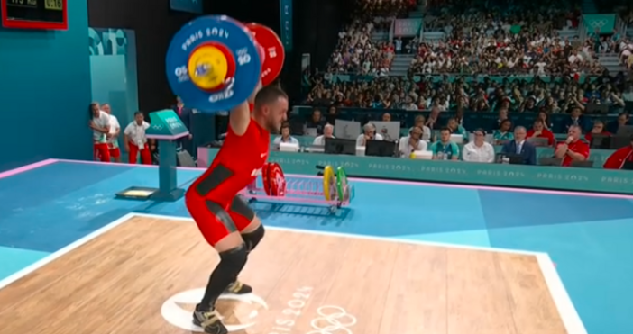 Първият опит на българския щангист Карлос Насар на олимпийските игри в