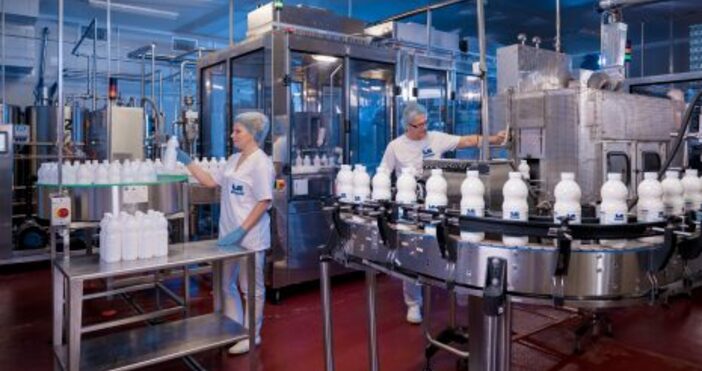 Нов договор между държавното млекопреработвателно предприятие Ел Би Булгарикум и