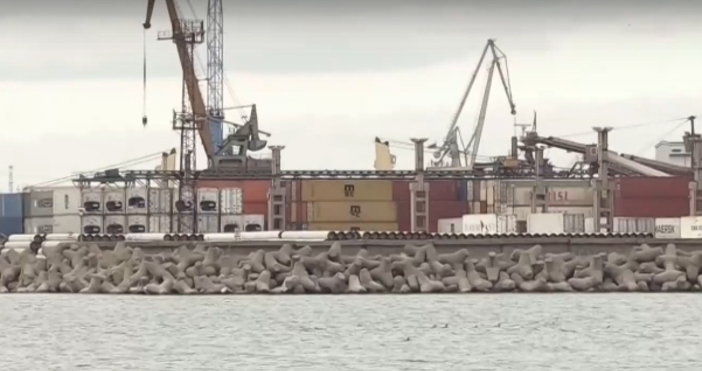 Криминалисти разследват канал за наркотици от Грузия през България след