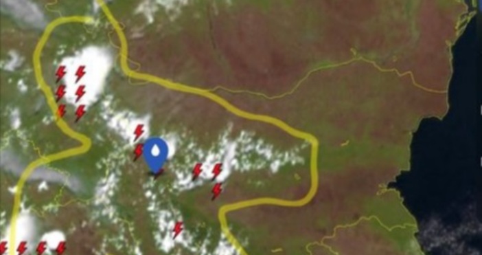Към 15 часа бурите над планините вече започнаха До края на