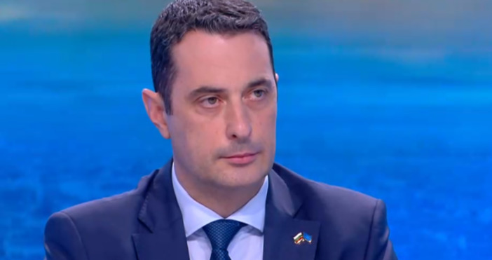 За да бъда коректен към всички а най вече към себе