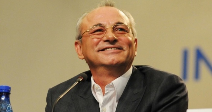 Войната в ДПС нанесе още един удар на почетния председател