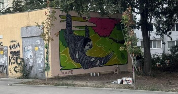 Трафопост на ул Студентска във Варна се преобрази в доста приятна