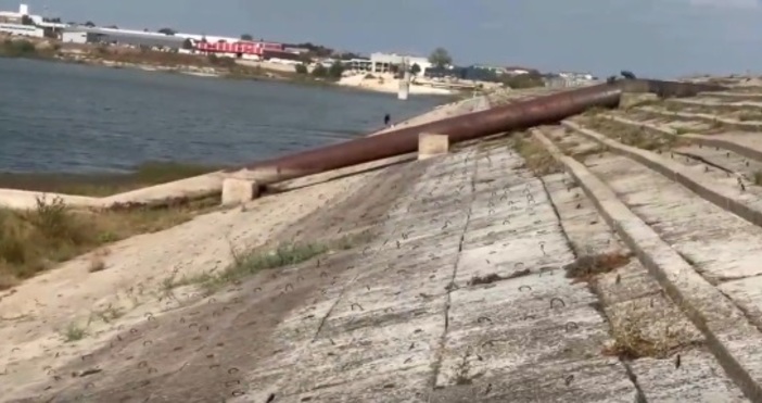 Шуменското езеро е заплашено да изчезне заради липсата на дъждове