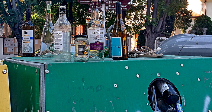 Читател на Петел Това е достойна кандидатура за най екстравагантния бар в