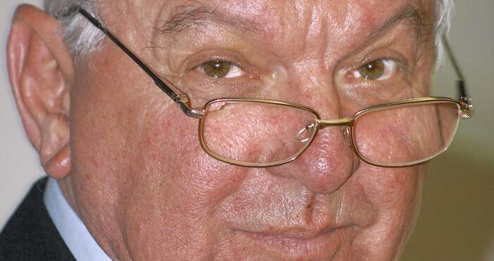 Петър Вучков, известен като господин Минута е много“, наскоро отпразнува