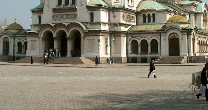 Общинските съветници Вили Лилков, Иван Сотиров и Ивайло Йонков от