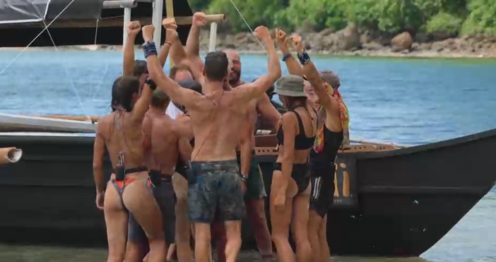 Стопкадри бТВИграчите от Лагер 2 Глория триумфираха в Играта за