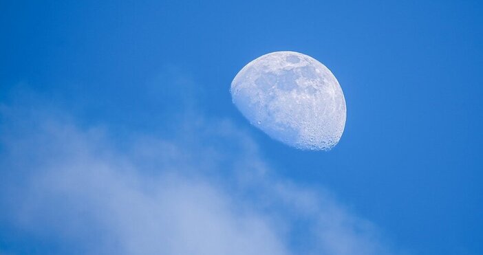 Най голямата и ярка суперлуна за годината известна като Луната на