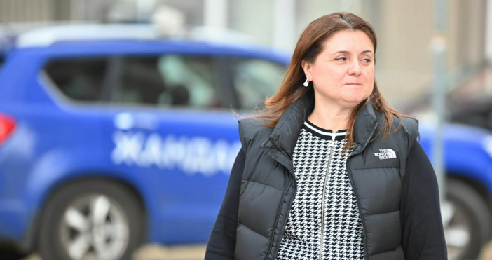 Биршен Ибрямова прекратява гладната стачка Мотивът ѝ е че не вижда смисъл Днес