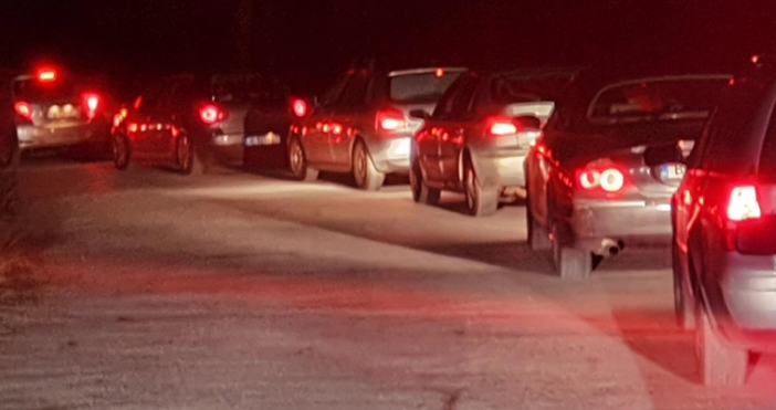 Инцидент по тъмно на пътя в столицата Четири автомобила се удариха край