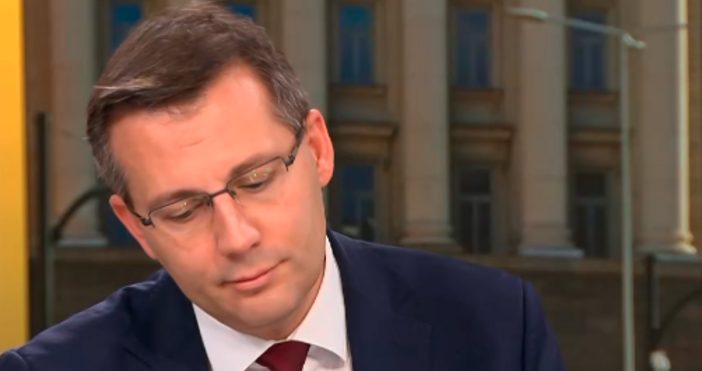 Сигурен съм че има хора в президентството които са обяснили