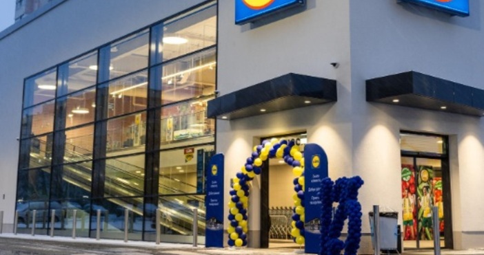 Lidl прекратява продажбата на фойерверки от категории F2 и F3