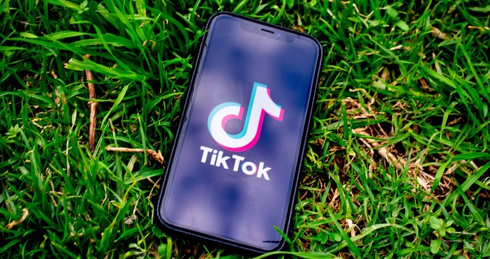 Социалната мрежа TikTok планира да спре дейността си за потребители