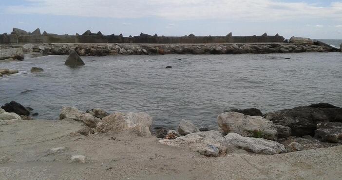 Плажът на залива Болата община Каварна е включен в забраната