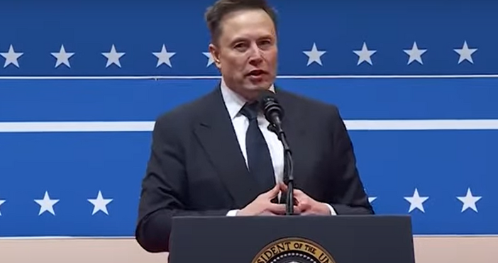 Aмериканският милиардер Илон Мъск отправи обидни квалификации по адрес на