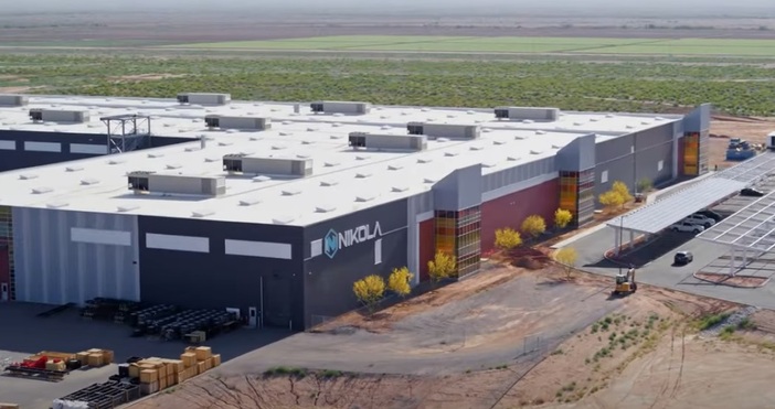 Американският производител на електрически камиони Nikola Motors започна масови съкращения