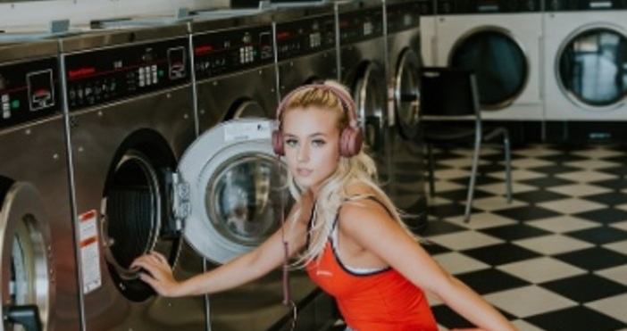 Може да е изкушаващо да хвърлите цялото си спално бельо в пералнята и да
