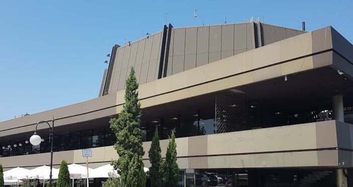 Внезапно е починал служител на Фестивалния комплекс във Варна съобщава