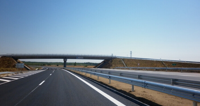 Утре от 11 ч до 14 ч ще се ограничи