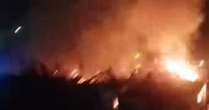 Пожар горя рано тази в бившето Помощно училище Братя Миладинови