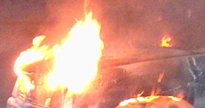 илюстративнаЗа горящ камион на автомагистрала Струма алармират очевидци във