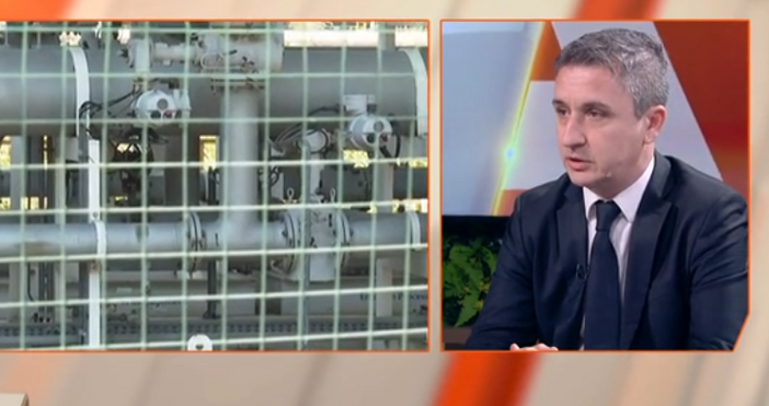 В момента рафинерията постига доста добри финансови резултати работи изключително