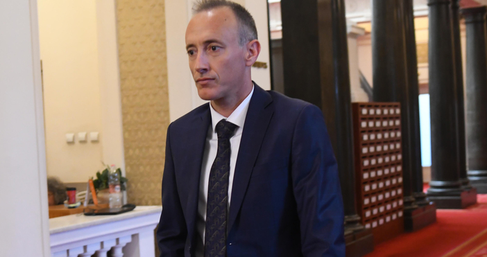 Когато се прави бюджетът, един министър до последно, докато не