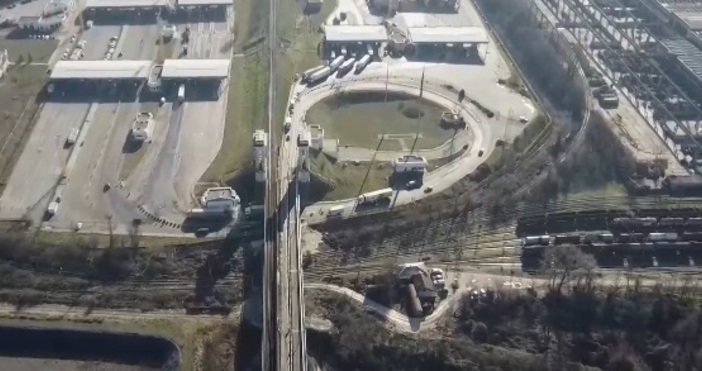 Месец след влизането ни в Шенген отчитаме рекорден трафик през