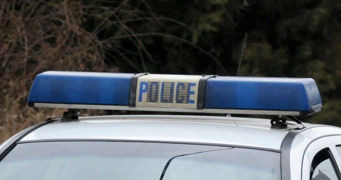 Автопатрул при Районно управление Пазарджик неутрализира и задържа психично