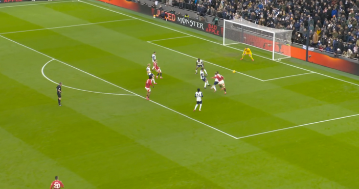 Тотнъм победи Манчестър Юнайтед с 1 0 на своя стадион и изпревари червените дяволи