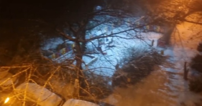 ПекселВ голяма част от България вали сняг а в друга