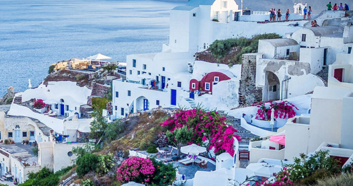 Сеизмичната последователност в морския район на Анидро между Санторини и