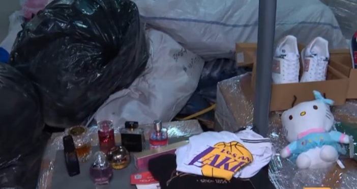 Фалшиви стоки заливат страната ни По данни на Агенция Митници