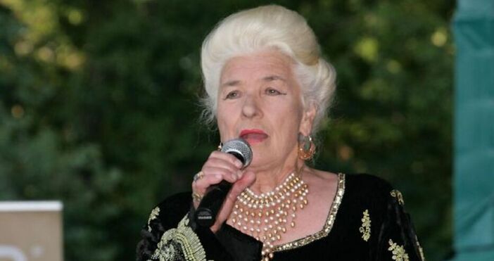 Янка Рупкина е била приета по спешност в столична болница