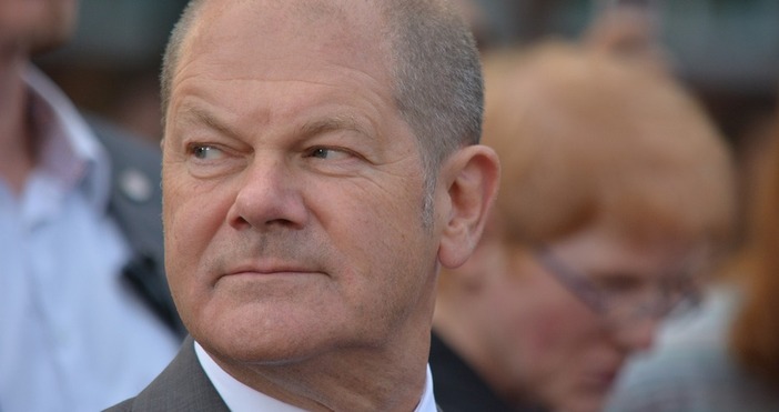 Германският канцлер Олаф Шолц призова днес след неформалната среща на